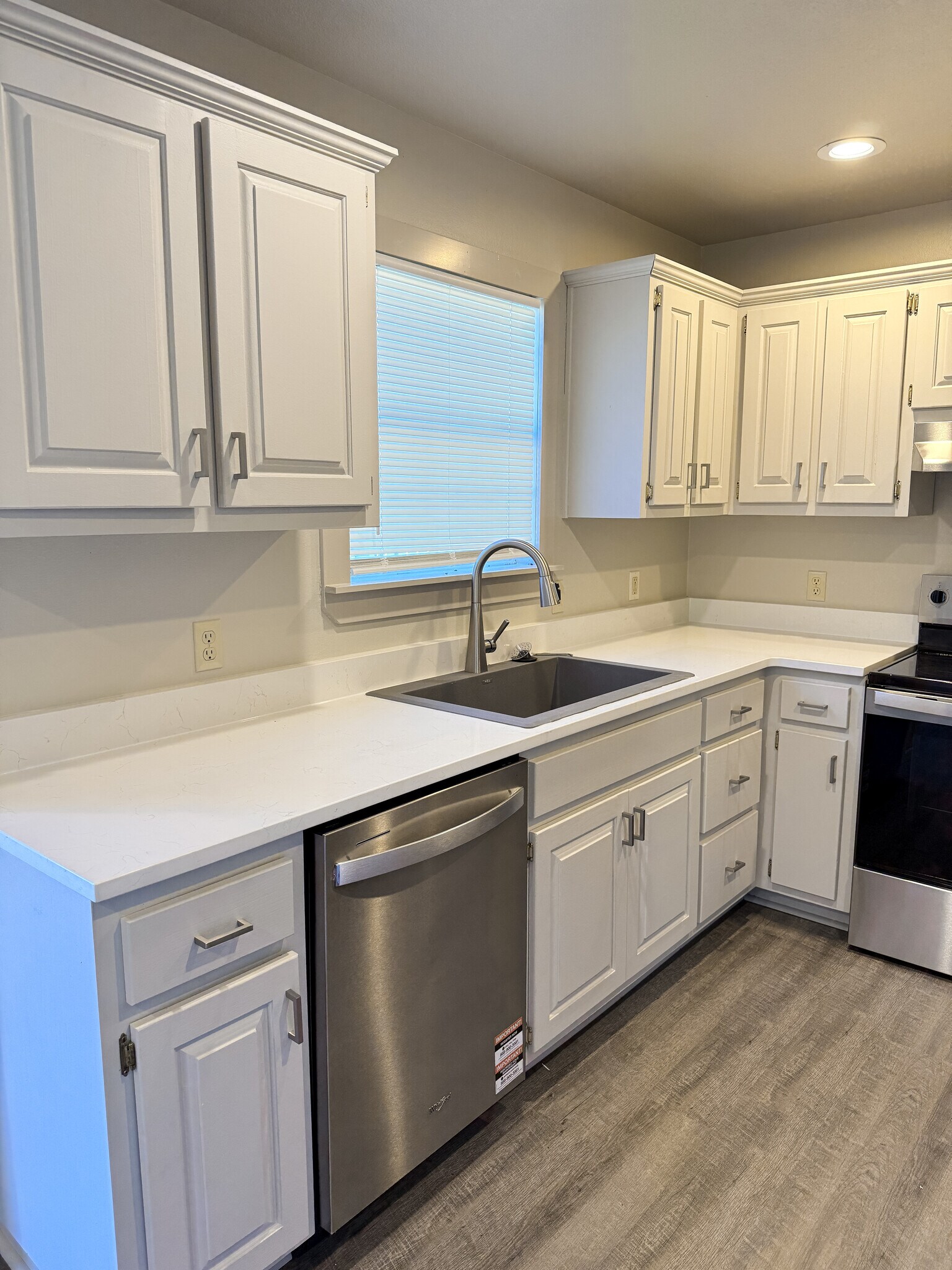 Building Photo - 509 W Briarbrook Ln
