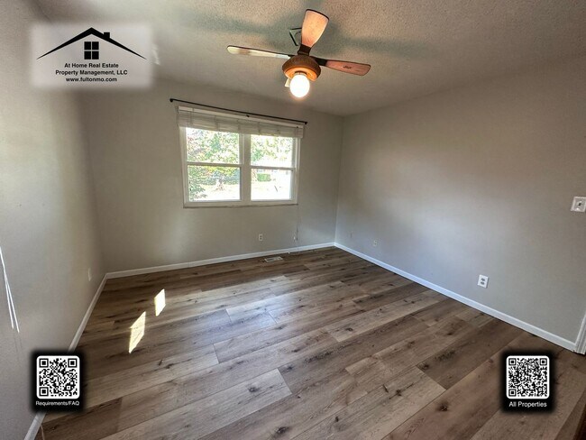 Building Photo - 402 Douglas Blvd