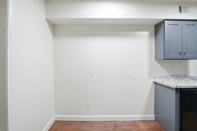 Interior Photo - The Pines at Manhattan