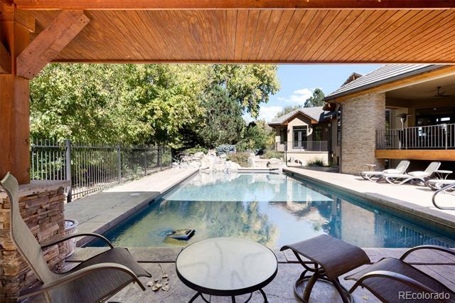 Building Photo - 1705 W Hinsdale Pl