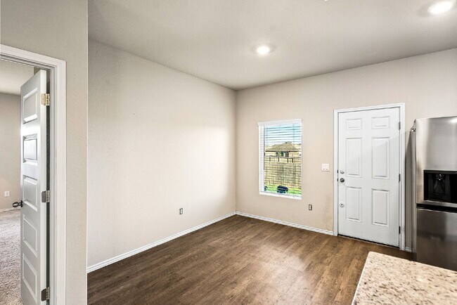 Building Photo - 7663 Stud Dr