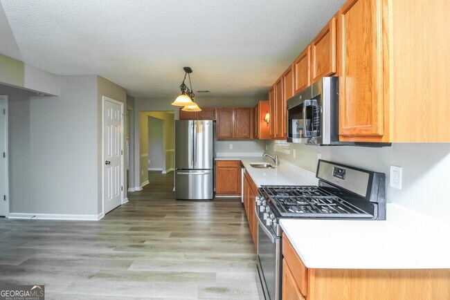 Building Photo - 6937 Fields Dr
