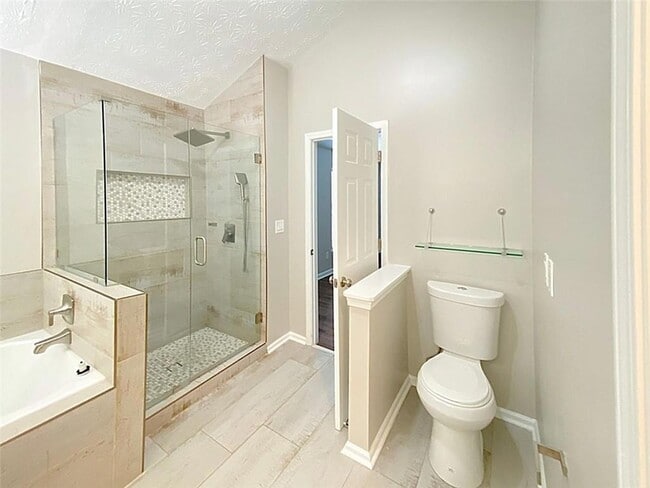 Building Photo - 1232 Gates Cir SE