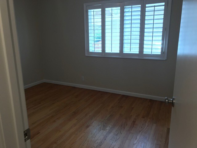 Master Bedroom - 1474 Dos Palos Dr