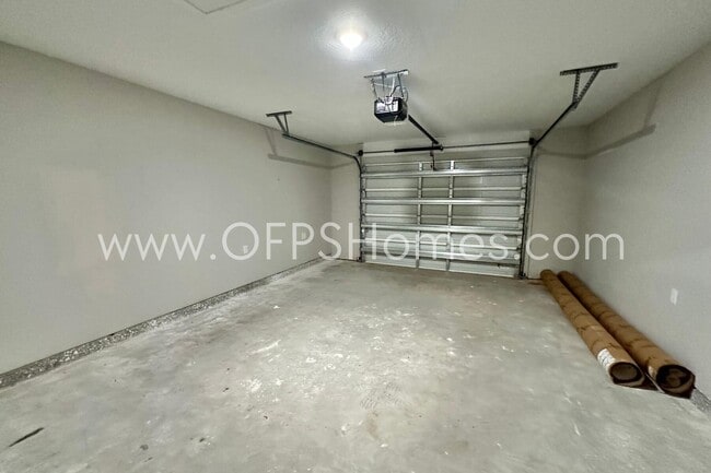 Building Photo - 6762 Trailride N