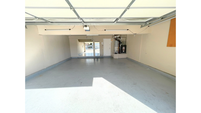 Building Photo - Temecula Pool Home - 4 Bed | 2.5 Bath