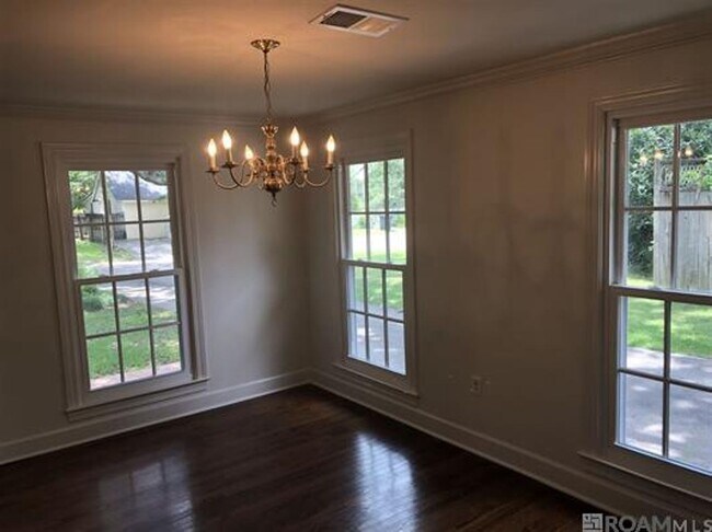 Building Photo - 1825 Ramsey Dr
