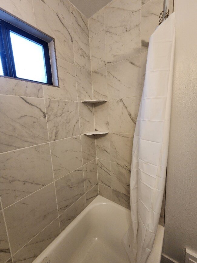Building Photo - 3BR With Newer Updates