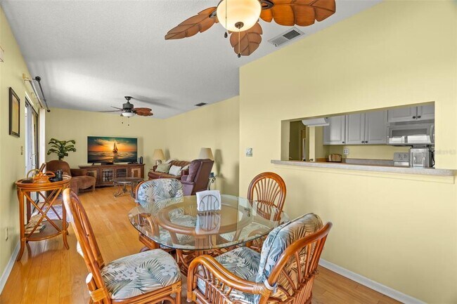 Building Photo - 412 Moorings Cove Dr