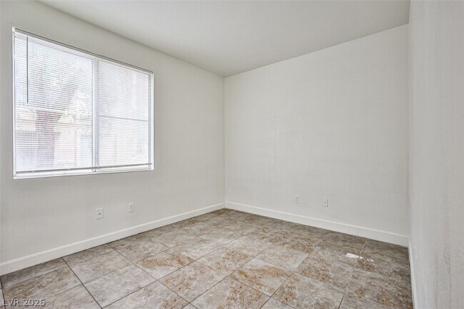 Building Photo - 5155 W Tropicana Ave