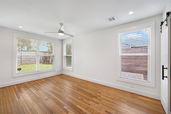 Building Photo - 8416 Montridge Dr
