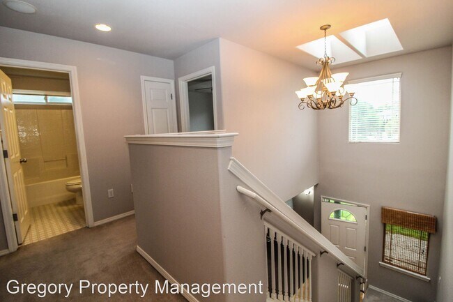 Building Photo - 4 br, 2.5 bath House - 18114 28th Drive SE