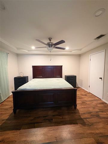 Building Photo - 2401 Matthew Dr