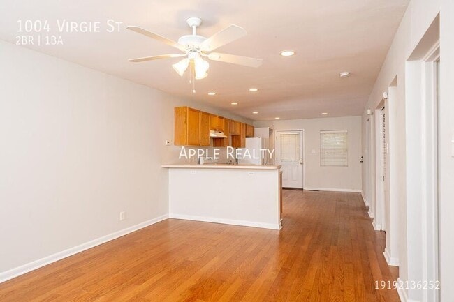 Building Photo - 1004 Virgie St