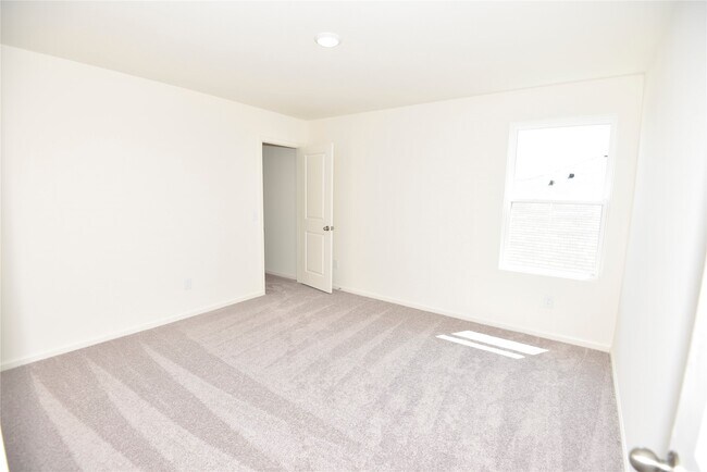 Building Photo - 21650 Cottage Ln