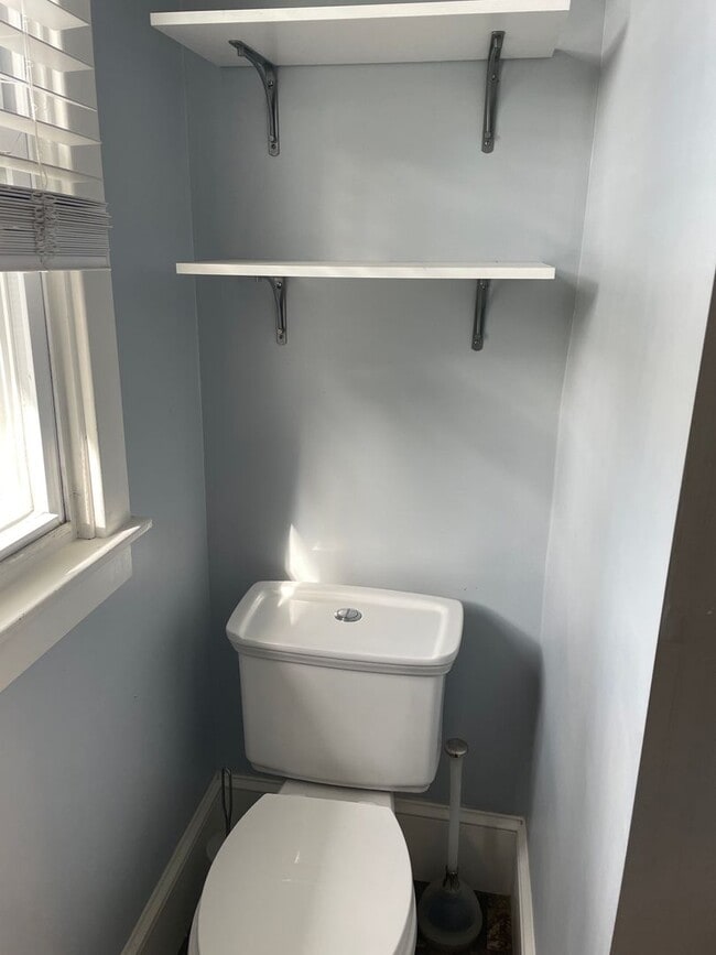 Building Photo - Spacious 3 Bedroom Townhome in Mount Joy -...