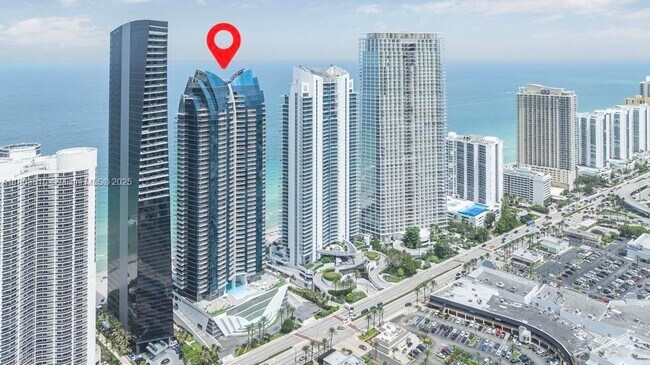 Building Photo - 17121 Collins Ave