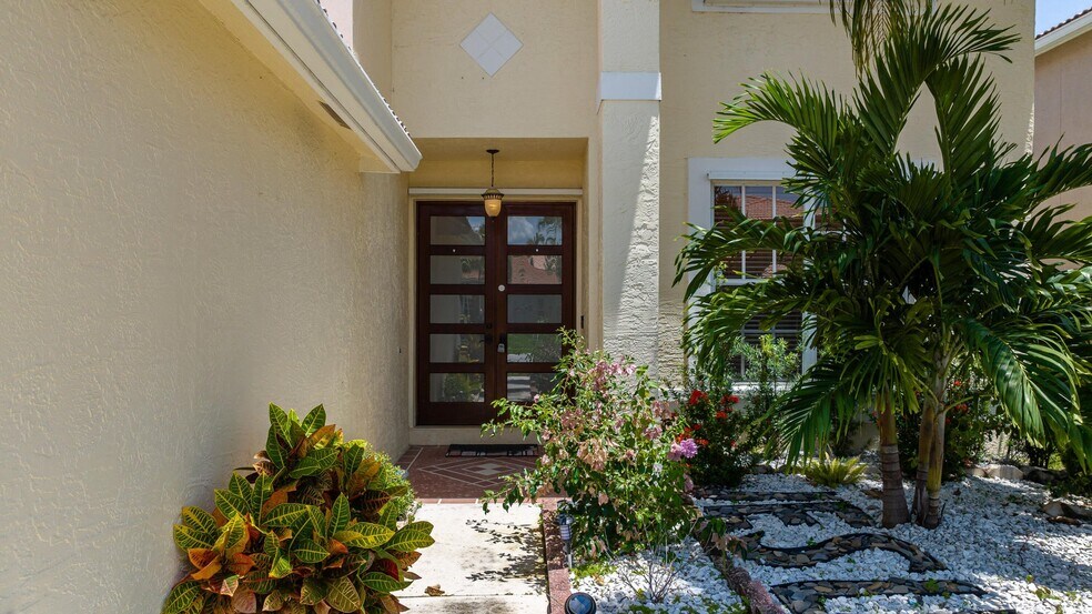 Building Photo - 3626 Newport Ave