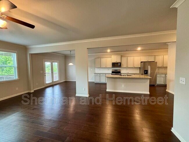 Building Photo - 240 Callahan Dr