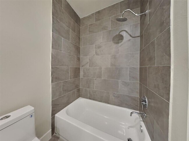 Building Photo - 2607 Quinn Ridge Way