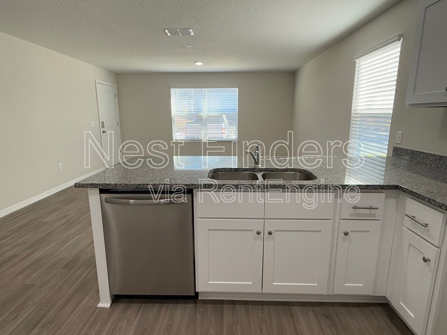 Building Photo - 11454 Oakfield Ct