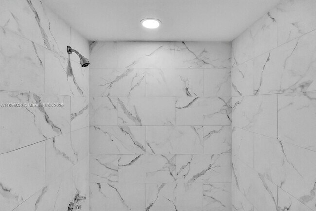 Building Photo - 3527 NE 168th St