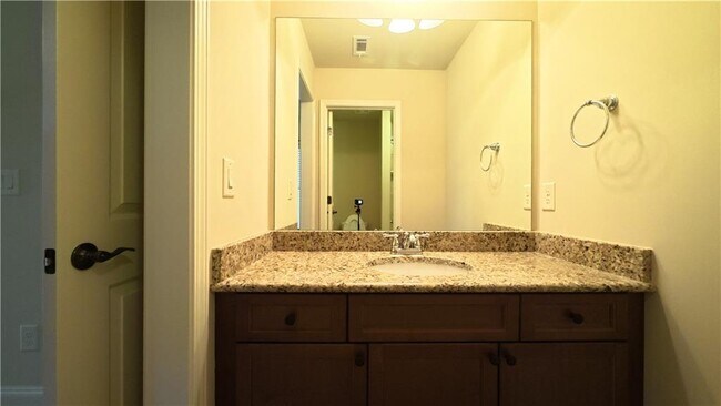 Building Photo - 3361 Lake McGinnis Dr