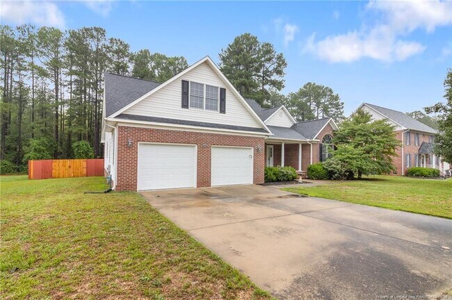 Building Photo - 757 Stone Cross Dr