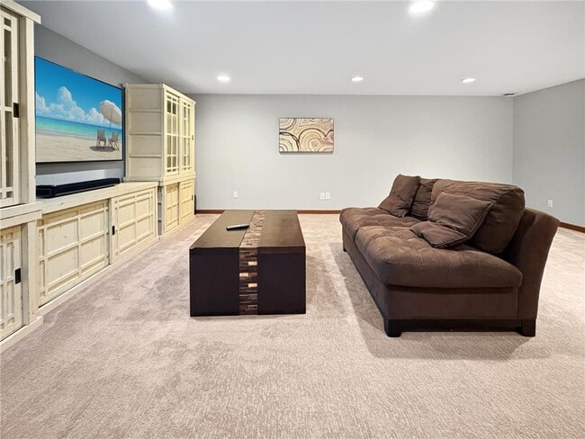 Building Photo - 4407 Curve Ave