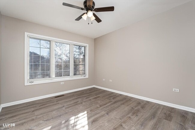 Building Photo - 7424 Lincoln Ave