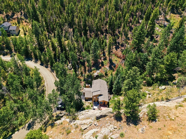 Building Photo - 551 Aspen Dr