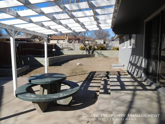 Building Photo - Single level home in Northwest Reno