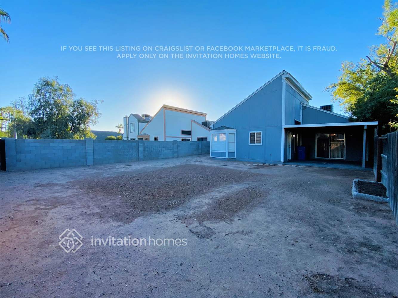 Building Photo - 822 E Gila Ln