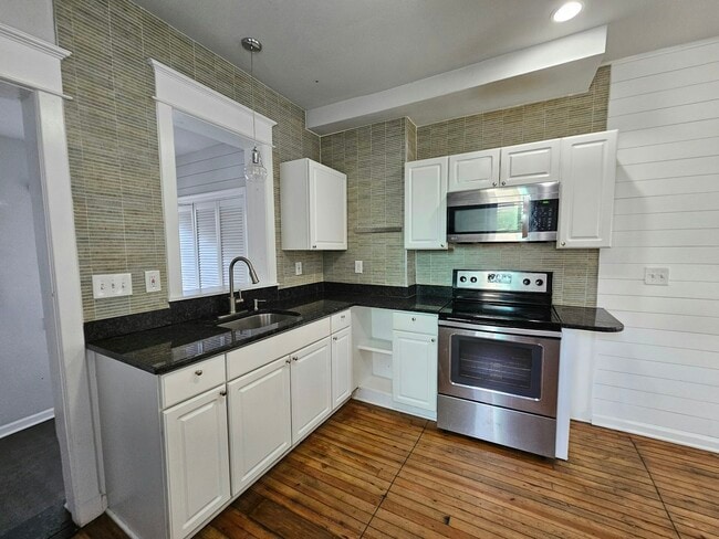 Building Photo - 356 W Wilkes Barre St