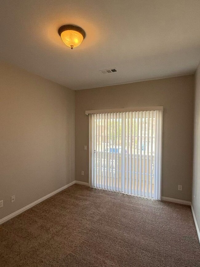 Building Photo - 6675 Coronado Crest Ave