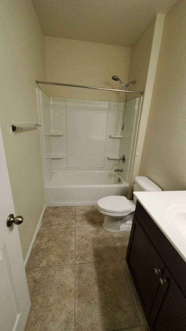 Building Photo - 4bedroom 3bath 2 Story Home with ***19 solar panels for low electric bill***