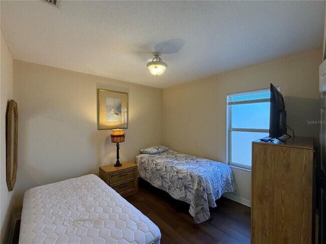 Building Photo - 4766 Theodore Ave