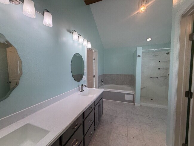 Building Photo - Corner-lot home in the desirable Cooper Creek