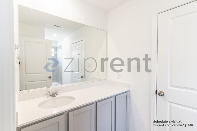 Building Photo - 2301 Four Waters Lp