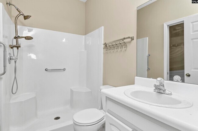 Building Photo - 28 Tall Palmetto Ln