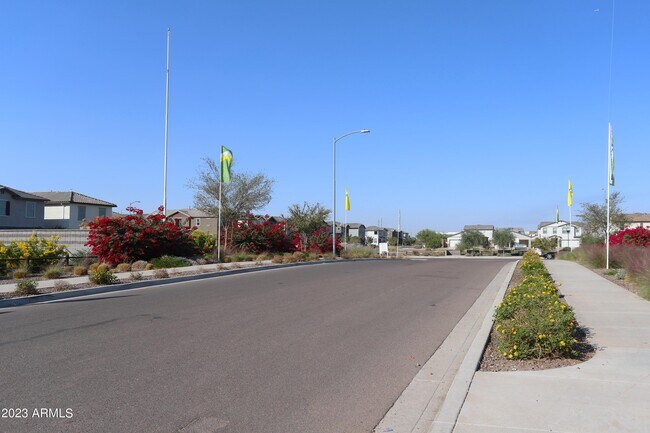 Building Photo - 5719 W Encinas Ln