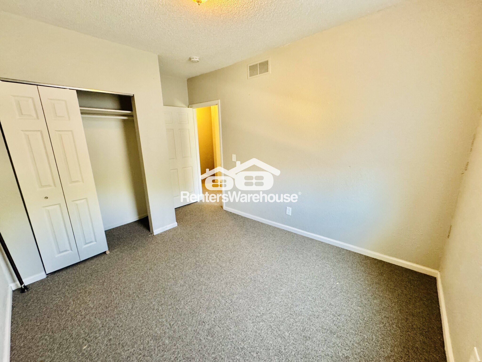 Building Photo - 1109 17th Ave N