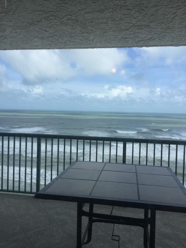 Building Photo - 2055 S Atlantic Ave