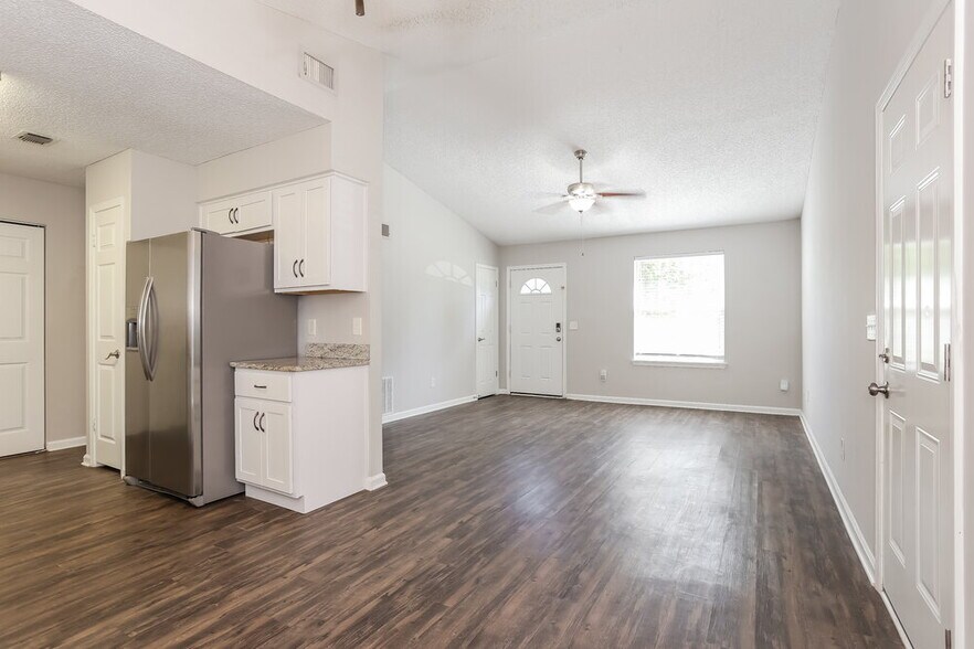 Building Photo - 3695 Deer Crossing Pl