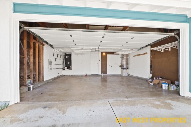 Building Photo - 18 Timbergate
