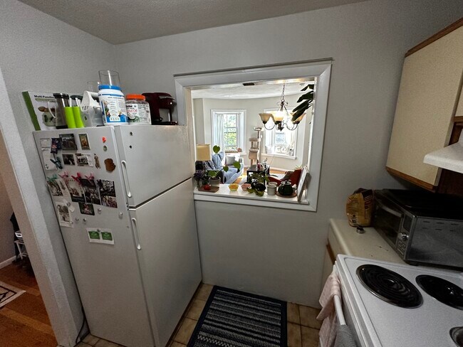 Building Photo - 538 Massachusetts Ave