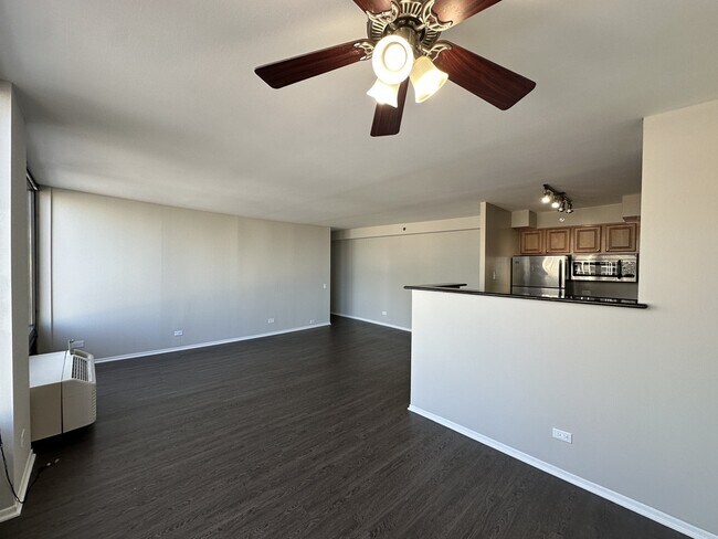 Building Photo - 4334 N Hazel St