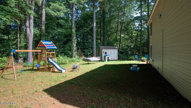 Building Photo - 64 Meadow Rue Pl
