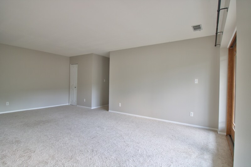 Building Photo - 843 Melissa Ct