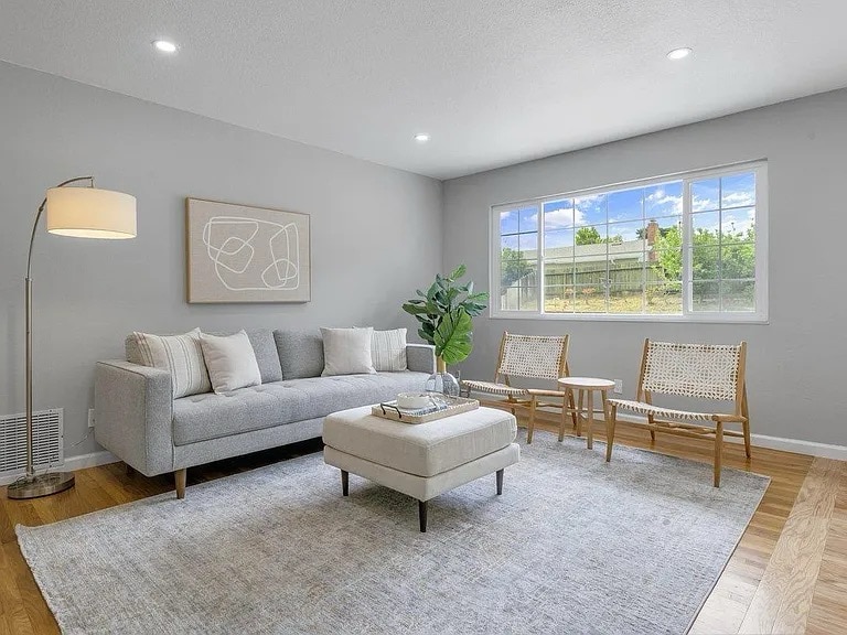 Building Photo - 2448 Mahan Way